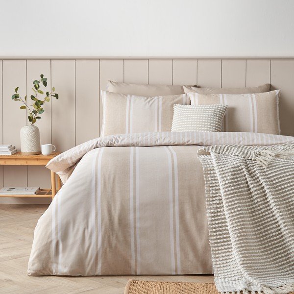Bež enojna posteljnina 135x200 cm Banded Stripe – Catherine Lansfield-image-1