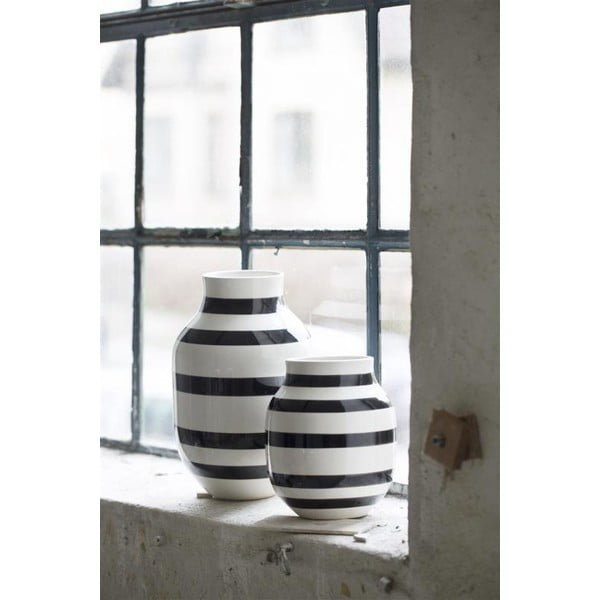 Črno-bela keramična vaza Kähler Design Omaggio, višina 30,5 cm-image-2