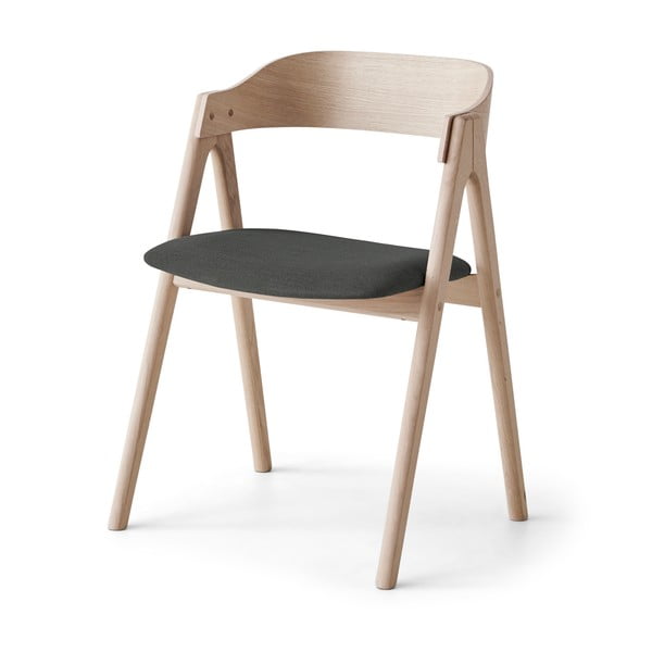 Jedilni stol iz hrastovega lesa  Mette - Hammel Furniture