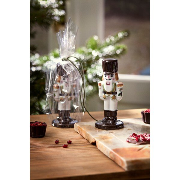 Porcelanasta božična figurica (višina 12 cm) Hammershøi Christmas – Kähler Design-image-1