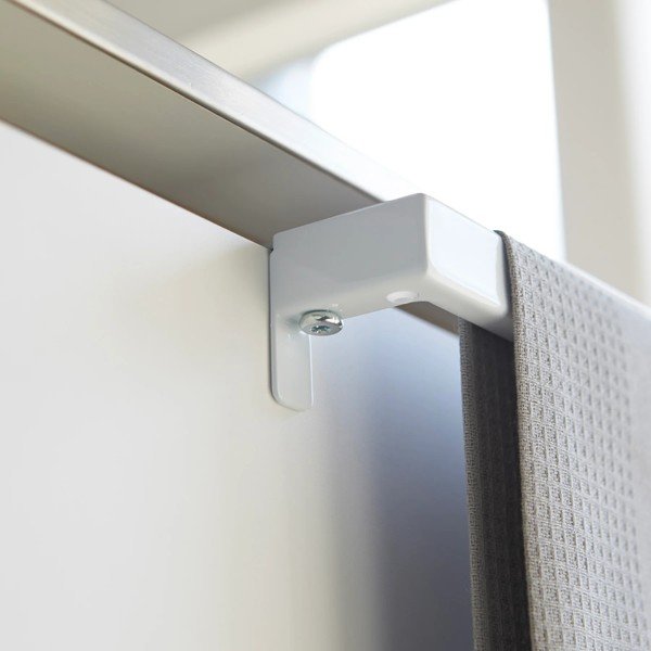 Belo viseče držalo za kuhinjske krpe Tower – YAMAZAKI-image-3