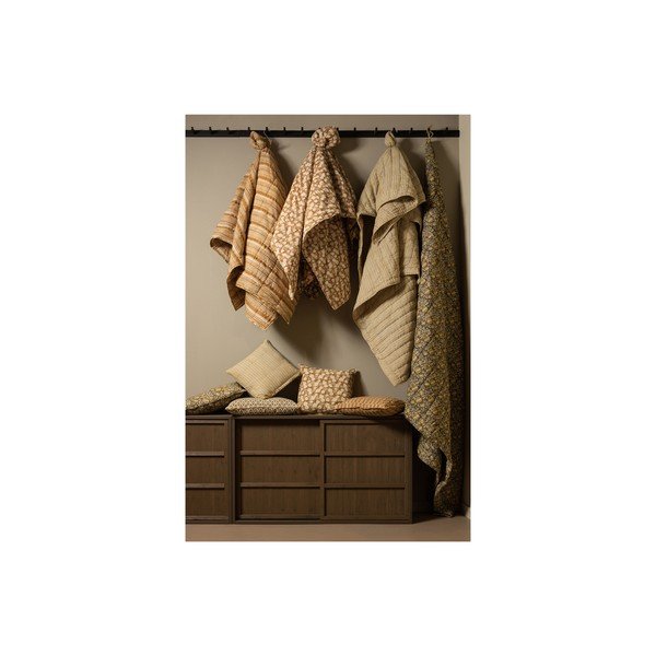 Gorčično rumeno bombažno pregrinjalo za zakonsko posteljo 220x265 cm Chevron – BePureHome-image-2