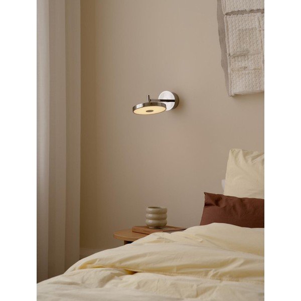 LED zatemnitvena stenska svetilka z upogljivo konstrukcijo z vtikačem v sijajno srebrni barvi ø 15 cm Asteria Wall Short – UMAGE-image-1
