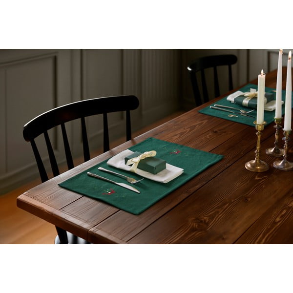 Pogrinjek z božičnim motivom iz mešanice bombaža 30x43 cm Christmas Fable – JUNA-image-1