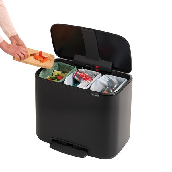 Mat črn jeklen koš za smeti za ločevanje odpadkov s pedalom  33 l Bo – Brabantia-image-1