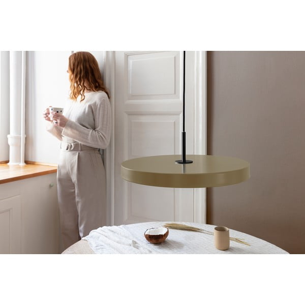 Svetlo rjava LED viseča svetilka s kovinskim senčnikom ø 43 cm Asteria Medium – UMAGE-image-4