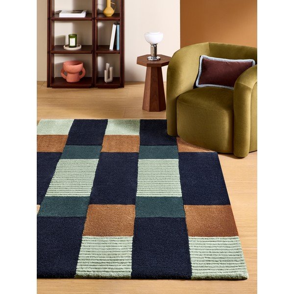 Temno modra ročno tkana preproga iz recikliranih vlaken 120x170 cm Franka – MADE-image-1