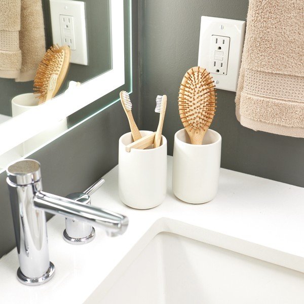 Bel keramični lonček za zobne ščetke iDesign Vanity-image-1