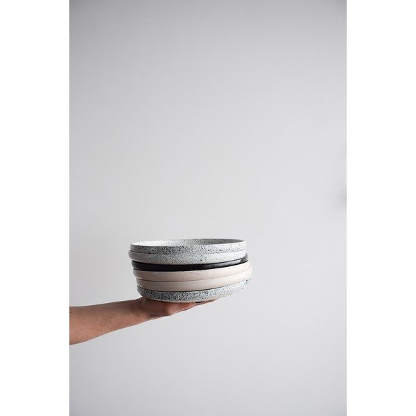 Bela in črna ÅOOMI Mess mali lončeni krožnik, ø 20 cm-image-1