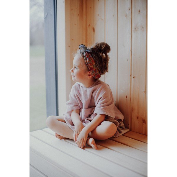 Rožnat otroški pončo iz muslina velikosti M – Malomi Kids-image-4