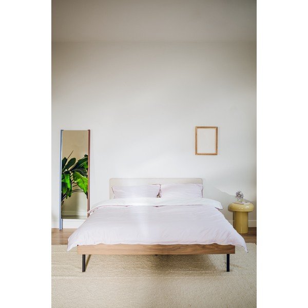 Oblazinjena/iz iverne plošče zakonska postelja v orehovem dekorju z letvenim dnom 160x200 cm v temni naravni barvi Streiko – noo.ma-image-2