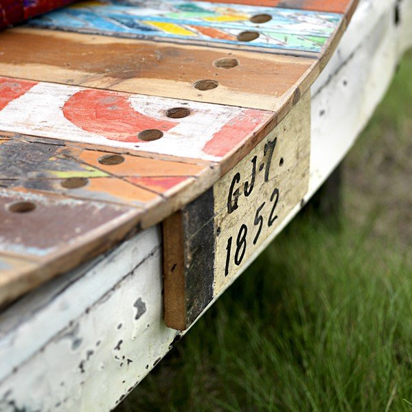 Taxi Bench Bench Bench Tail-image-1