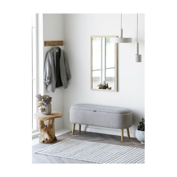 Okrogla stranska mizica iz masivnega tika ø 40 cm Palena – House Nordic-image-1