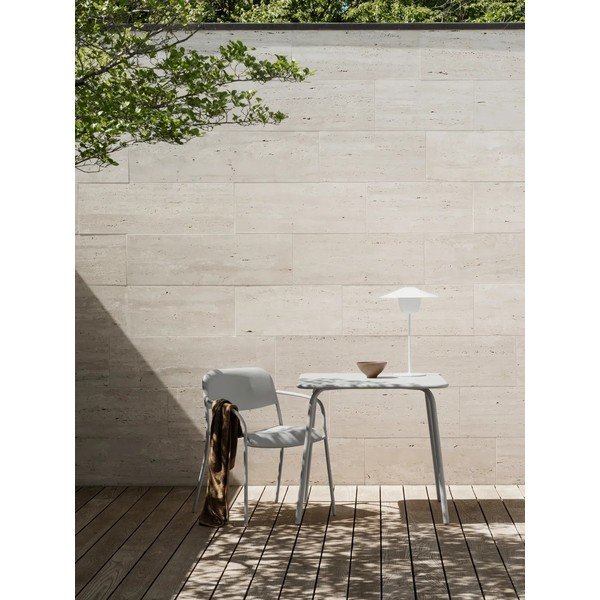 Kovinska vrtna miza 80x80 cm Yua – Blomus-image-1