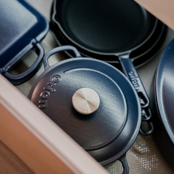 Litoželezen lonec s pokrovko za indukcijsko ploščo 3,3 l LITINA SMALT – Orion-image-1