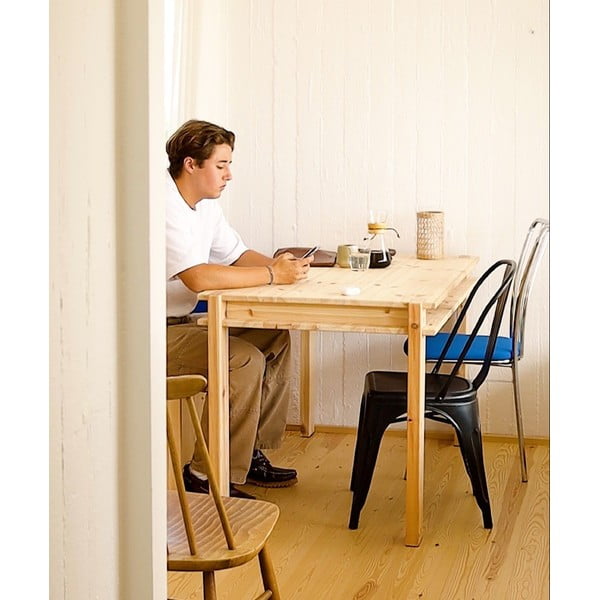 Jedilna miza iz masivnega bora 75x134 cm Tuck – Karup Design-image-1