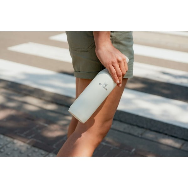 Kremno bela steklenica za vodo iz nerjavečega jekla 600 ml All Day Slim – Stanley-image-1