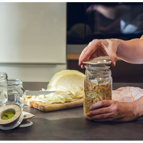 Pokrovi za fermentacijo v kompletu – Plastia-image-1