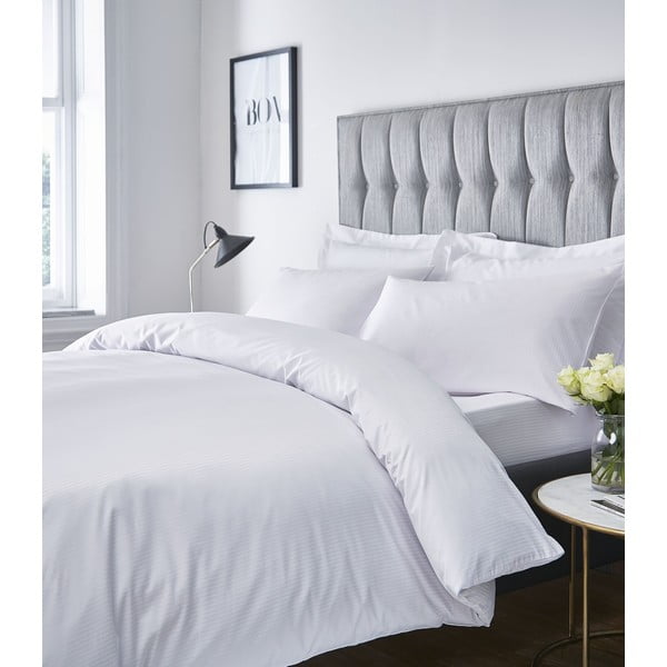 Bela posteljnina za zakonsko posteljo 200x200 cm Satin Stripe - Catherine Lansfield