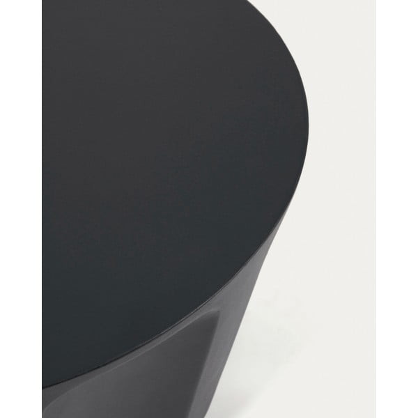 Betonska okrogla vrtna mizica ø 60 cm Vilandra – Kave Home-image-1