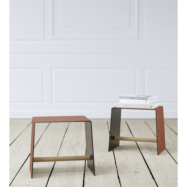 Kovinski stolček v konjak rjavi barvi Bull – LIND DNA-image-1