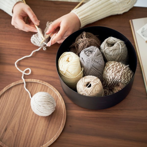 Črna kovinska škatla za shranjevanje s pokrovom ø 22x11 cm Rin – YAMAZAKI-image-2