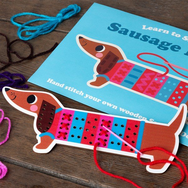 Komplet za vezenje Sunny Sausage Dog – Rex London-image-3
