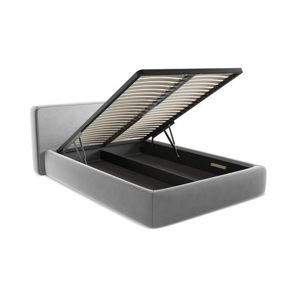 Siva oblazinjena zakonska postelja s prostorom za shranjevanje z letvenim dnom 140x200 cm Kiana – Makamii-image-3