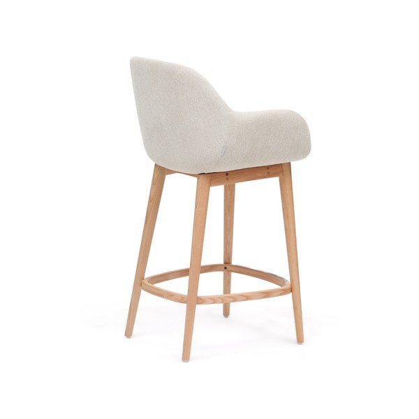 Bež oblazinjen barski stol z nasloni za roke (višina sedeža 66 cm) Konna – Kave Home-image-4