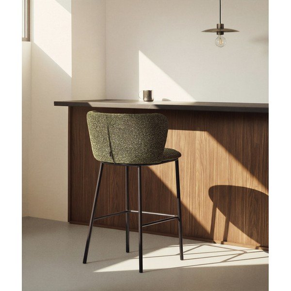 Temno zelen oblazinjen barski stol (višina sedeža 75 cm) Ciselia – Kave Home-image-2