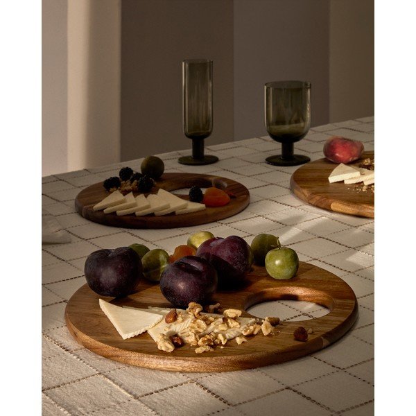 Servirna lesena deska ø 36 cm Klot – Kave Home-image-1