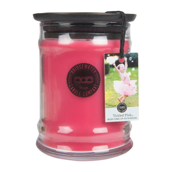 Bridgewater Candle Company Tickled Pink sveča v stekleni škatli z vonjem lipovega cveta, čas gorenja 65-85 ur