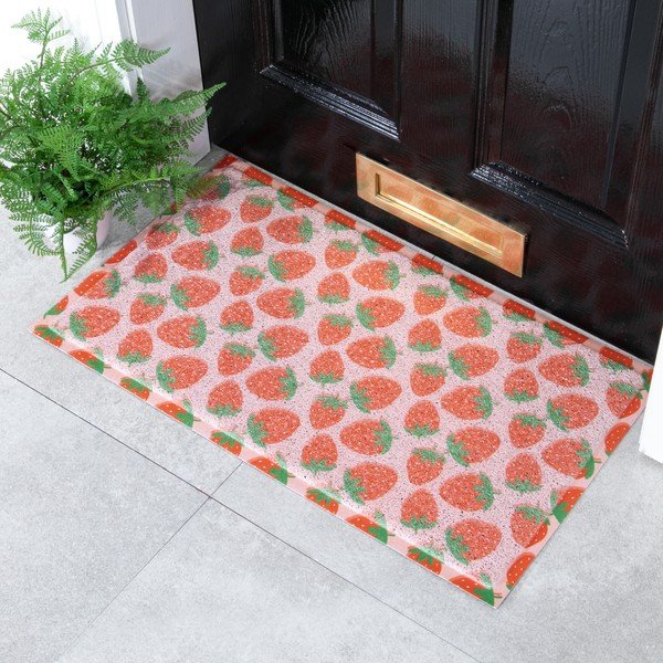 Predpražnik iz PVC-ja 40x70 cm Pink Strawberry – Artsy Doormats-image-1