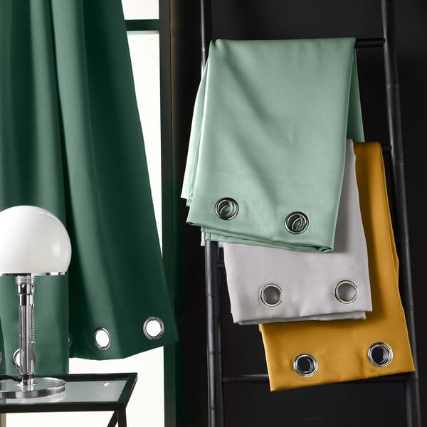 Svetlo zelena zatemnitvena zavesa 135x180 cm Occult – douceur d'intérieur-image-3