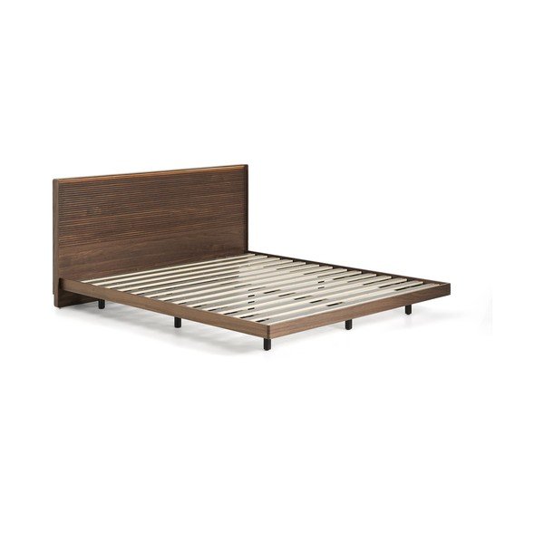 Rjava zakonska postelja iz masivne breze z letvenim dnom 180x200 cm Norlen – Kave Home