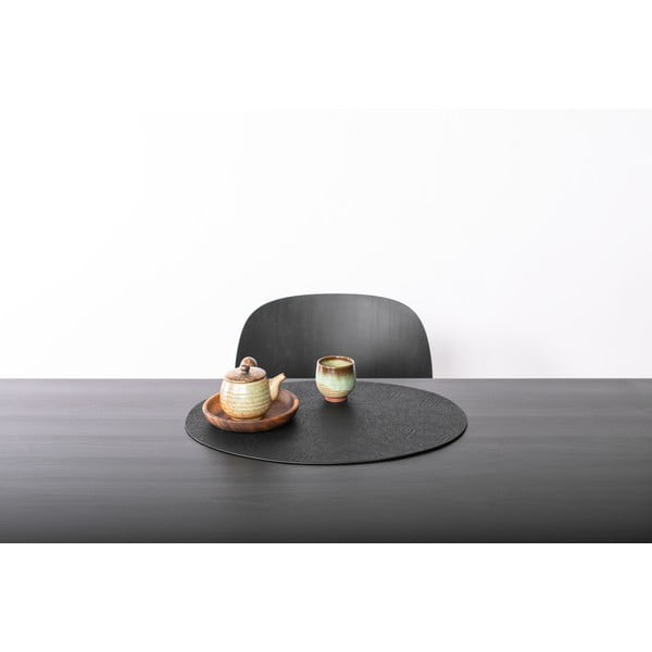 Črn pogrinjek iz umetnega usnja ZicZac Troja, 33 x 45 cm-image-1