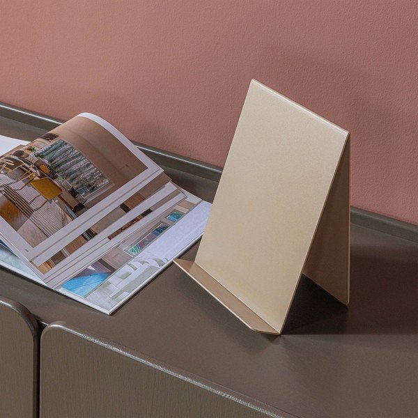 Kovinsko stojalo za kuharsko knjigo Brook – WOOOD-image-1