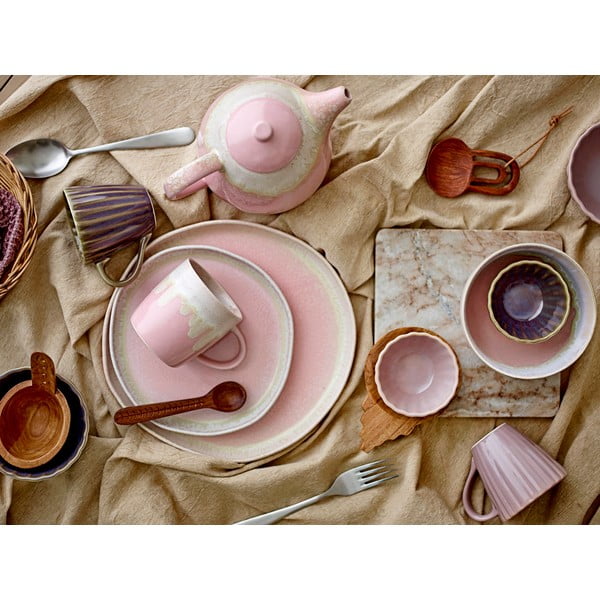 Temno vijolična skodelica iz kamenine 220 ml Latina – Bloomingville-image-2