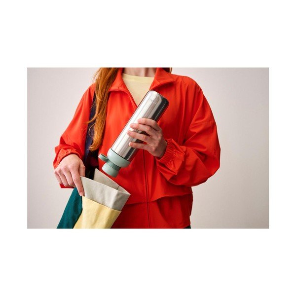 Črna/v srebrni barvi steklenica za vodo iz nerjavečega jekla 500 ml Vita – Mepal-image-3