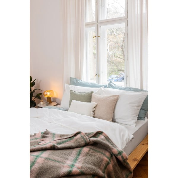 Bela posteljnina za zakonsko posteljo iz mikrosatena 200x200 cm Basic – Bonami Essentials-image-3