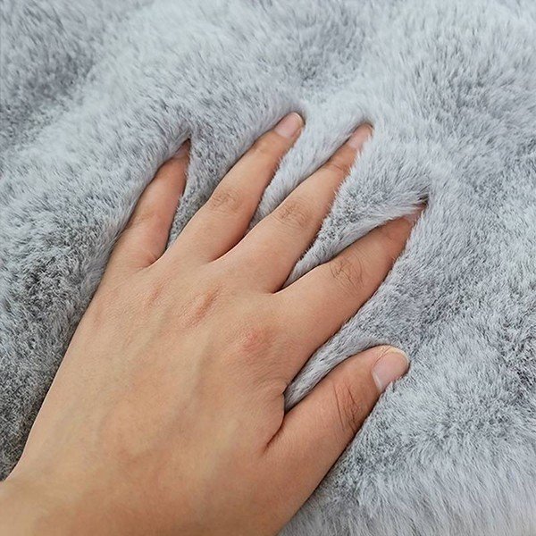 Svetlo siva pralna okrogla preproga ø 120 cm Bubble Grey – Mila Home-image-1