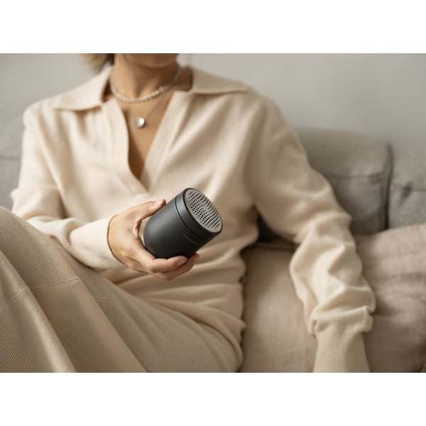 Črn odstranjalec vlaken Pilo 2 – Steamery-image-1