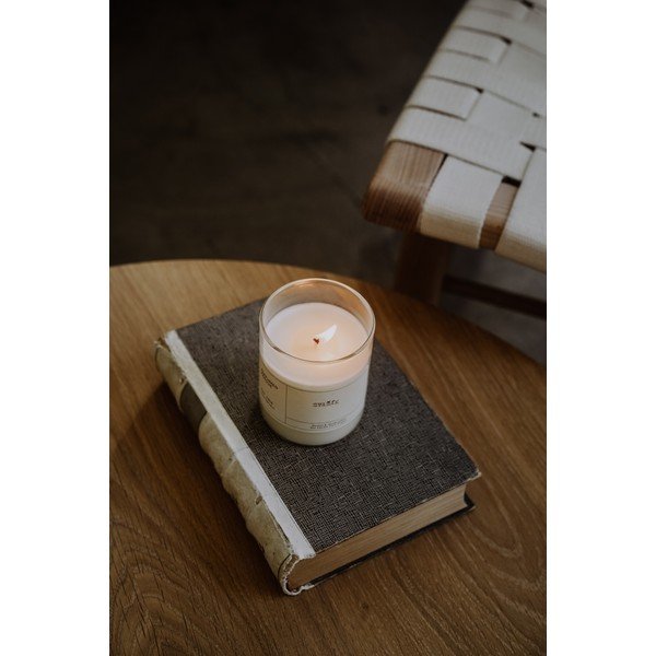 Dišeča sveča iz sojinega voska čas gorenja 40 h #72 Mulled Wine – Perfumed Prague-image-4