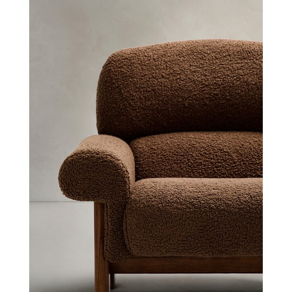 Rjav fotelj iz tkanine bouclé Nema – Kave Home-image-4
