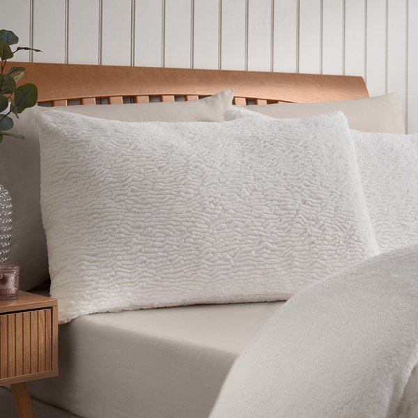 Kremno bela enojna posteljnina 135x200 cm Textured Wave Faux Fur – Catherine Lansfield-image-2