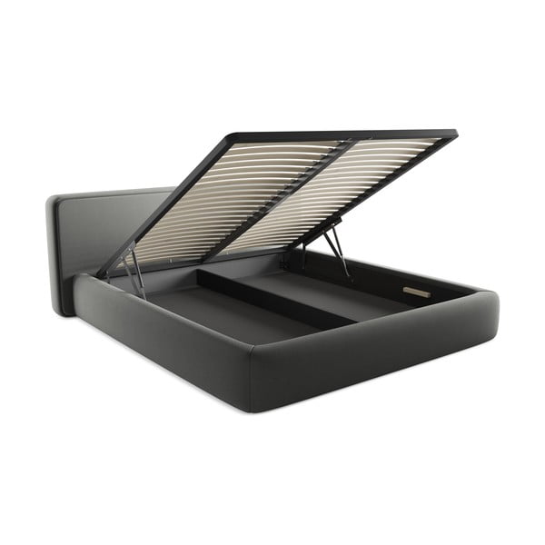 Siva oblazinjena zakonska postelja s prostorom za shranjevanje z letvenim dnom 180x200 cm Kiana – Makamii-image-3