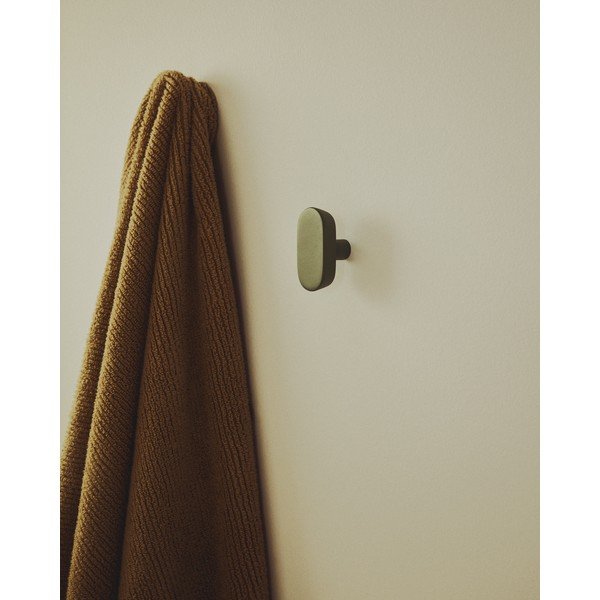 Zeleni stenski obešalniki v kompletu 2 ks iz masivne bukve Arely – Kave Home-image-1