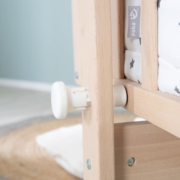 Zibelka iz masivne bukve na koleščkih z ogrodjem za baldahin 40x90 cm v naravni barvi – Roba-image-3