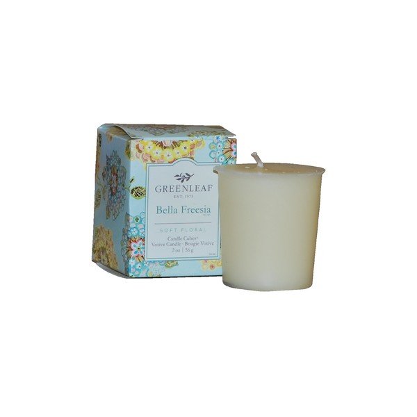 Dišeča sveča iz sojinega voska čas gorenja 15 h Bella Freesia – Greenleaf-image-1