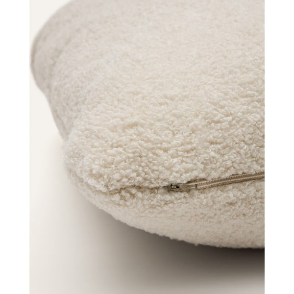 Kremno bela okrasna blazina za sedežno garnituro iz tkanine bouclé Martina – Kave Home-image-2